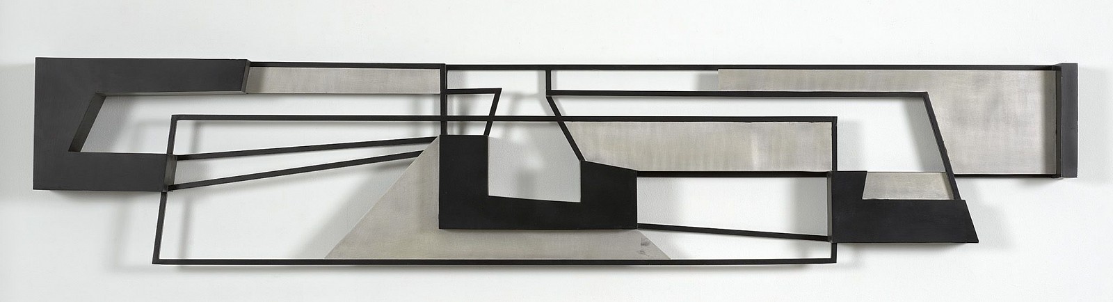 Dorothy Dehner, Stretcher Series 1, 1993
Black aluminum and copper, 18 1/4 x 94 x 4 1/2 in. (46.4 x 238.8 x 11.4 cm)
DEH-00018